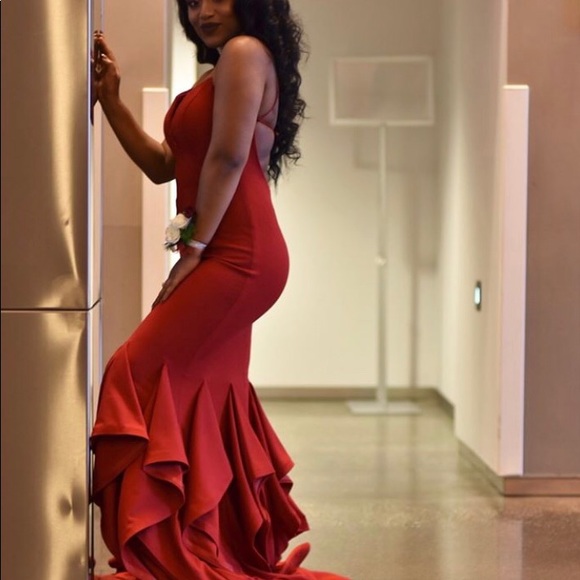 red prom dress - Picture 2 of 2